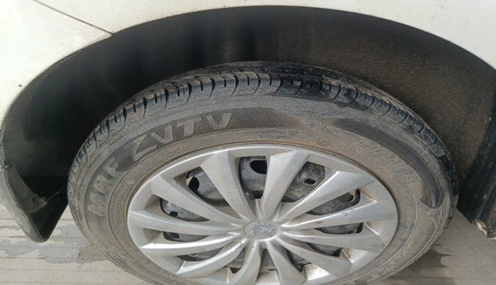 2011 Volkswagen Polo TRENDLINE 1.2L DIESEL, Diesel, Manual, 71,824 km, tyre