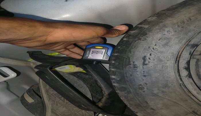 2017 Hyundai Grand i10 SPORTZ 1.2 KAPPA VTVT, Petrol, Manual, 32,779 km, tyre