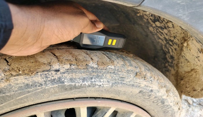 2019 Tata NEXON XM PETROL, Petrol, Manual, 68,968 km, tyre