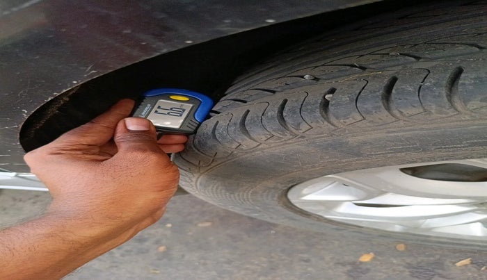 2014 Ford Ecosport TITANIUM 1.5L DIESEL, Diesel, Manual, 88,316 km, tyre