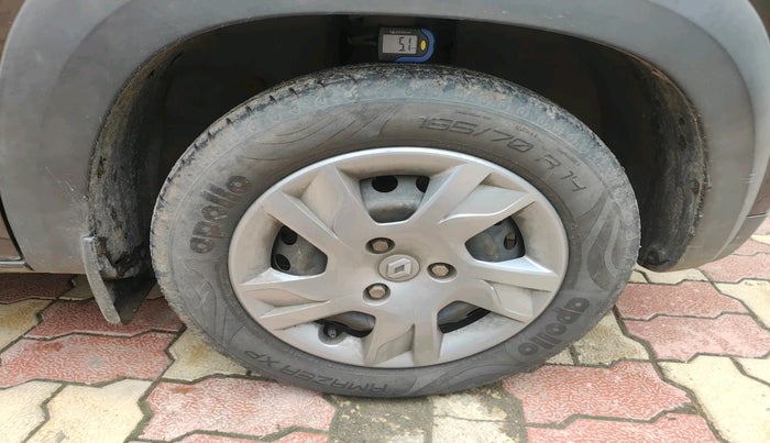 2021 Renault Kwid RXT 1.0 (O), Petrol, Manual, 35,533 km, tyre