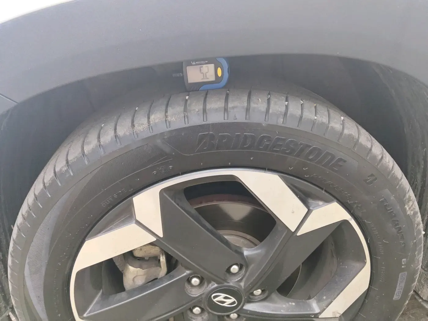 2022 Hyundai ALCAZAR 1.5 SIGNATURE (O) AT 7STR, Diesel, Automatic, 92,000 km, tyre