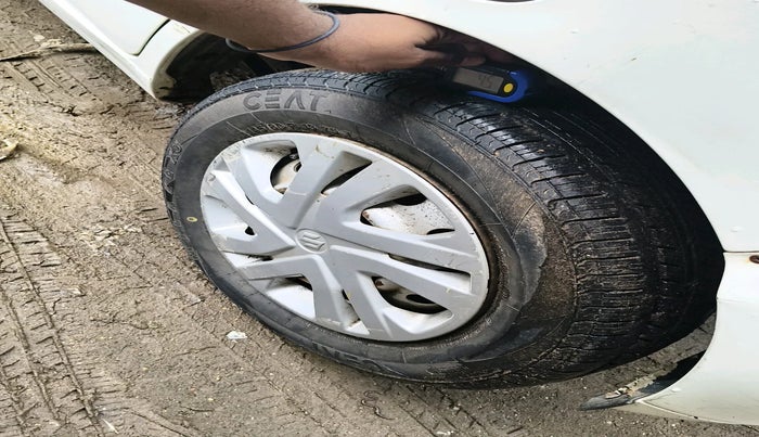 2018 Maruti Wagon R 1.0 LXI CNG, Petrol, Manual, 1,31,560 km, tyre