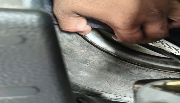 2018 Maruti Wagon R 1.0 LXI CNG, Petrol, Manual, 1,31,560 km, tyre