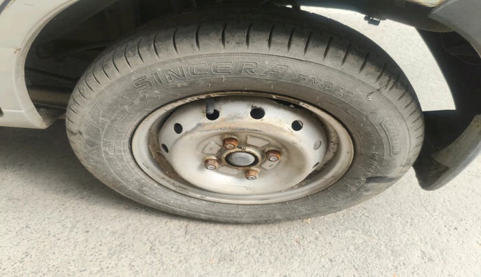 2010 Maruti Alto LXI, Petrol, Manual, 47,622 km, tyre