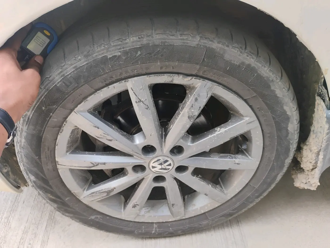 2019 Volkswagen Polo HIGHLINE PLUS 1.5, Diesel, Manual, 1,27,620 km, tyre