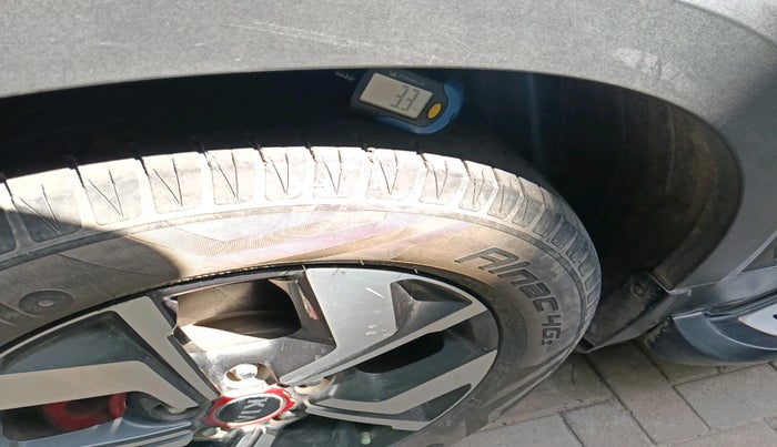 2021 KIA SONET GTX PLUS 1.5 AT, Diesel, Automatic, 72,072 km, tyre