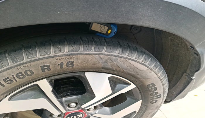 2021 KIA SONET GTX PLUS 1.5 AT, Diesel, Automatic, 72,072 km, tyre