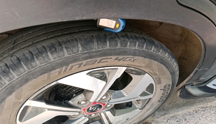 2021 KIA SONET GTX PLUS 1.5 AT, Diesel, Automatic, 72,072 km, tyre