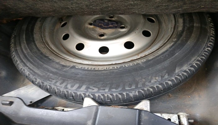 2018 Maruti Dzire LXI, Petrol, Manual, 56,429 km, tyre