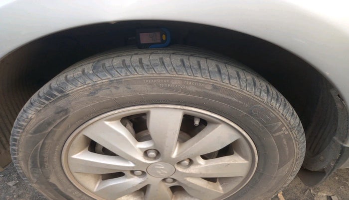 2012 Hyundai i20 SPORTZ 1.2, Petrol, Manual, 84,240 km, tyre