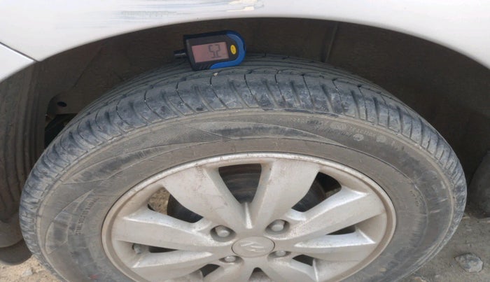 2012 Hyundai i20 SPORTZ 1.2, Petrol, Manual, 84,240 km, tyre