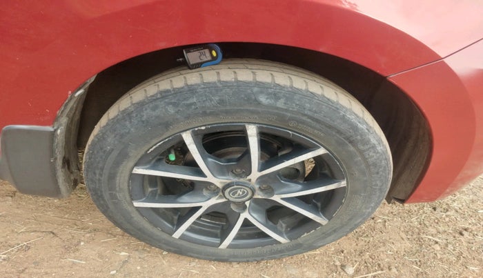2016 Maruti Celerio ZXI AMT, Petrol, Automatic, 84,334 km, tyre