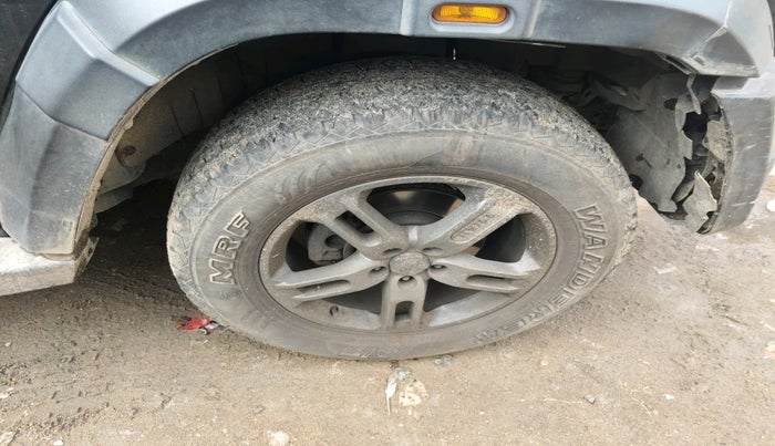 2021 Mahindra Thar LX PETROL HT 4WD AT, Petrol, Automatic, 37,100 km, tyre