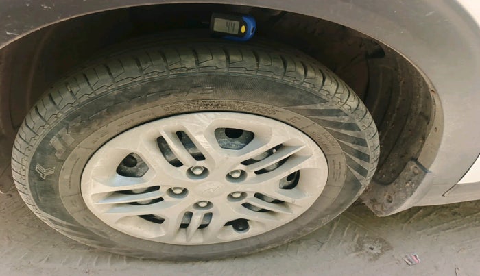 2022 KIA CARENS PRESTIGE 1.5 PETROL 7 STR, Petrol, Manual, 15,473 km, tyre