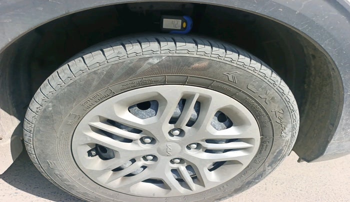 2022 KIA CARENS PRESTIGE 1.5 PETROL 7 STR, Petrol, Manual, 15,473 km, tyre