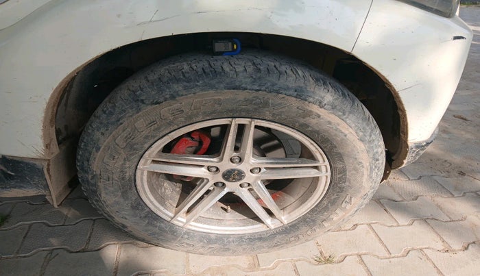 2016 Mahindra Scorpio S6 PLUS 1.99, Diesel, Manual, 1,33,218 km, tyre