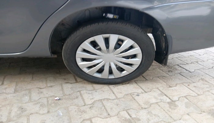 2015 Toyota Etios VD, Diesel, Manual, 72,647 km, tyre