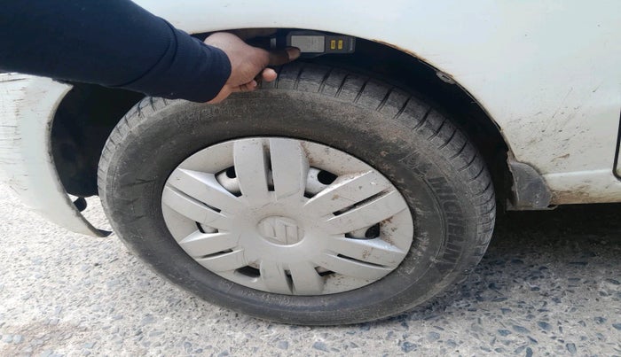2012 Maruti Alto LXI, Petrol, Manual, 64,185 km, tyre