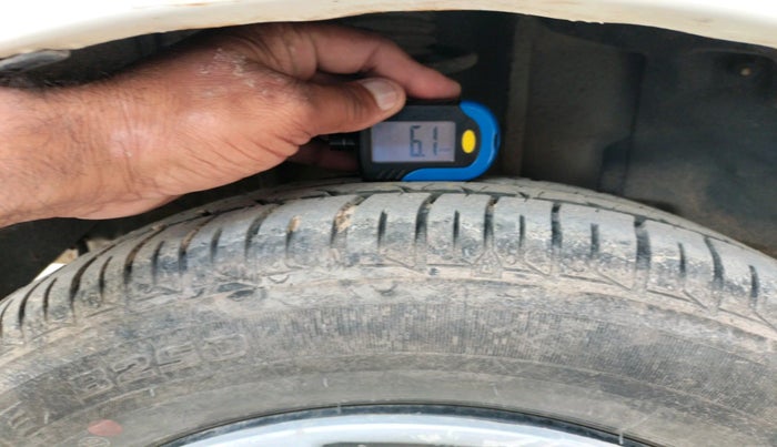 2017 Tata TIGOR XT PETROL, Petrol, Manual, 29,800 km, tyre