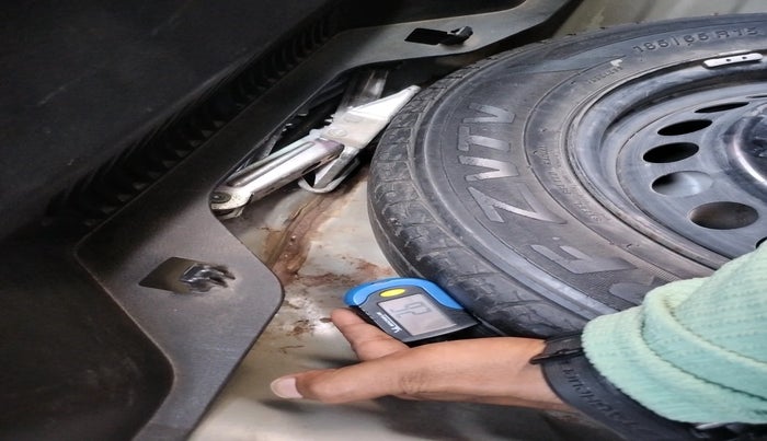 2016 Maruti Baleno DELTA PETROL 1.2, Petrol, Manual, 54,357 km, tyre