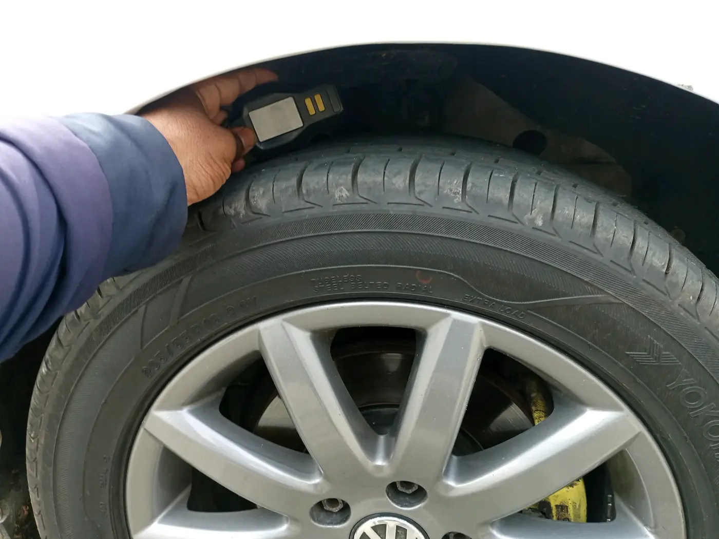 2010 Volkswagen Jetta COMFORTLINE 2.0L TDI, Diesel, Manual, 1,10,753 km, tyre