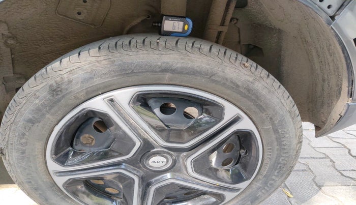 2024 Tata NEXON SMART 1.2 PETROL, Petrol, Manual, 7,080 km, tyre