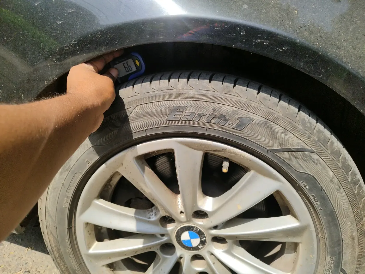 2012 BMW 5 Series 520D 2.0, Diesel, Automatic, 32,558 km, tyre