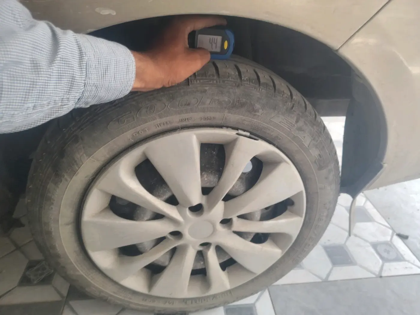 2011 Tata Manza AURA QUADRAJET, Diesel, Manual, 1,29,320 km, tyre