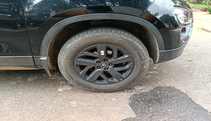 2022 Tata Harrier XT PLUS 2.0L KRYOTEC DARK EDITON, Diesel, Manual, 25,841 km, tyre