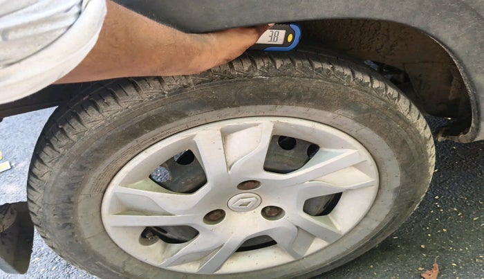 2021 Renault Kwid RXL, Petrol, Manual, 23,962 km, tyre