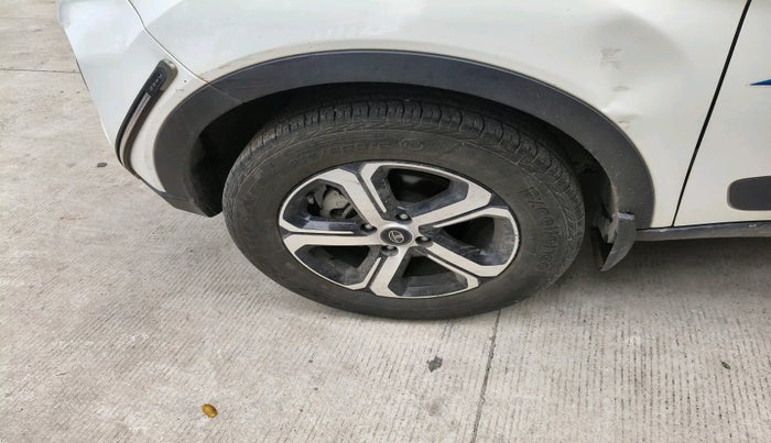 2021 Tata NEXON XZA PLUS SUNROOF PETROL, Petrol, Automatic, 20,961 km, tyre