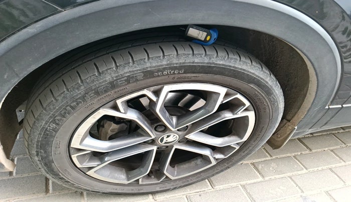 2022 Skoda KUSHAQ STYLE 1.5L TSI DSG, Petrol, Automatic, 35,974 km, tyre