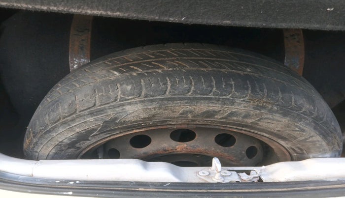 2018 Tata Tiago XT PETROL, Petrol, Manual, 72,643 km, tyre