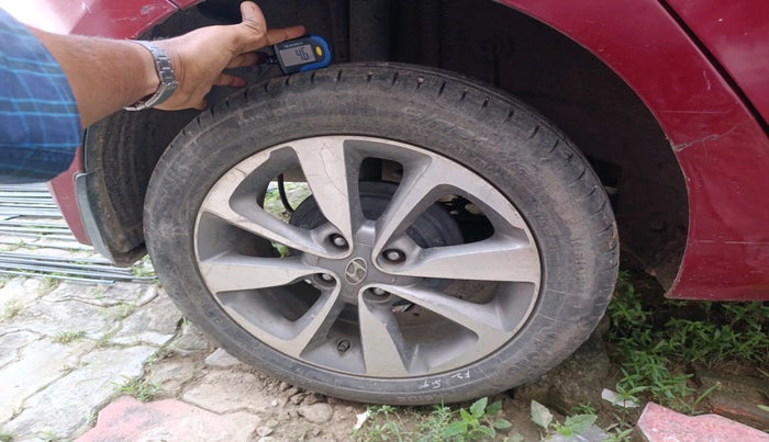 2016 Hyundai Elite i20 ASTA 1.2 (O), Petrol, Manual, 89,466 km, tyre