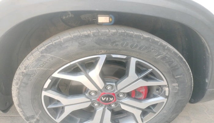 2019 KIA SELTOS GTX AT 1.4 PETROL DUAL TONE, Petrol, Automatic, 57,555 km, tyre