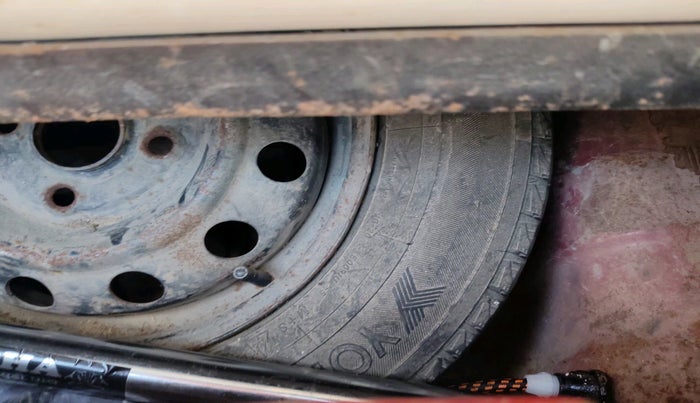 2013 Hyundai i10 SPORTZ 1.2, Petrol, Manual, 1,47,241 km, tyre