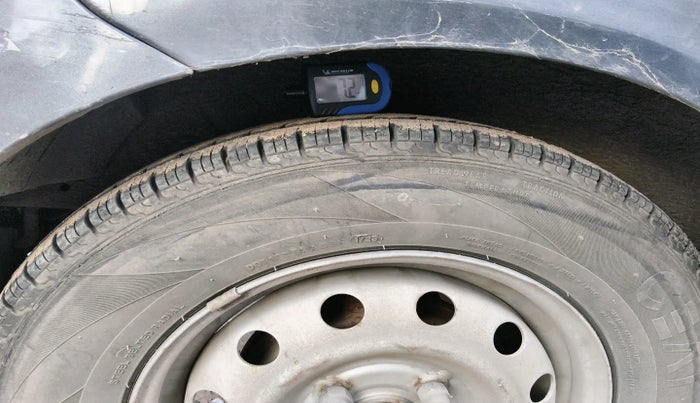 2010 Hyundai i10 ERA 1.1, Petrol, Manual, 73,943 km, tyre