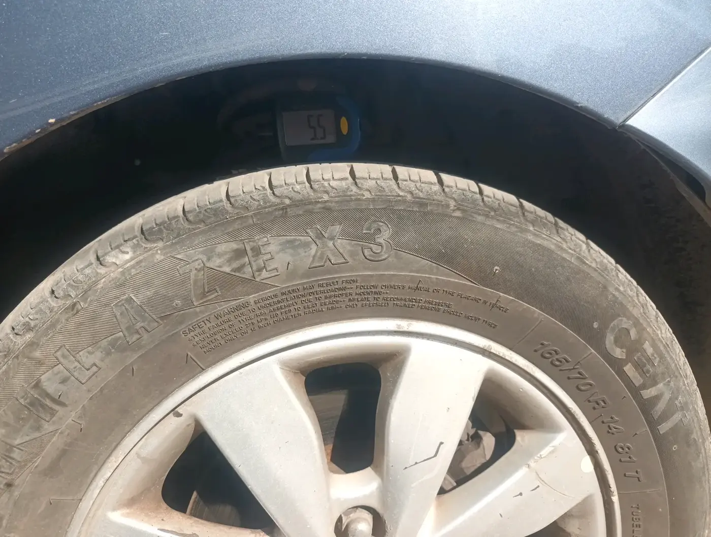 2014 Hyundai Xcent S (O) 1.2, Petrol, Manual, 1,21,240 km, tyre