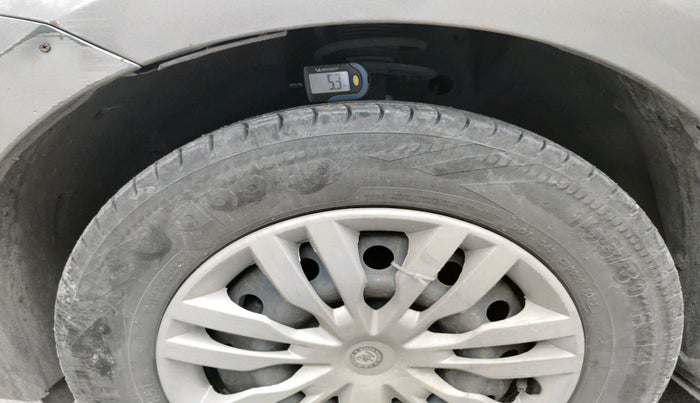 2019 Maruti Dzire VDI, Diesel, Manual, 1,36,440 km, tyre