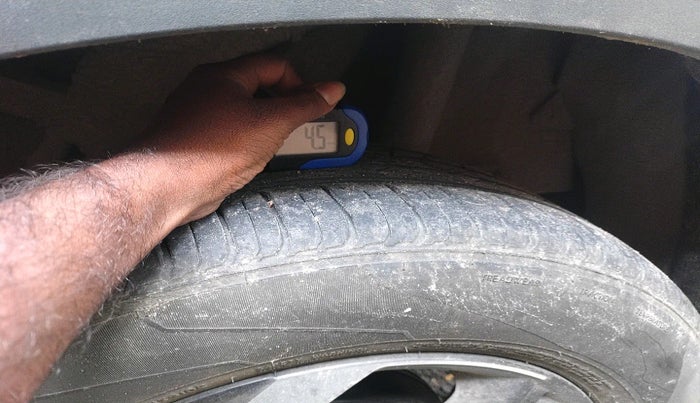 2020 Hyundai VENUE SX 1.0 TURBO, Petrol, Manual, 19,920 km, tyre