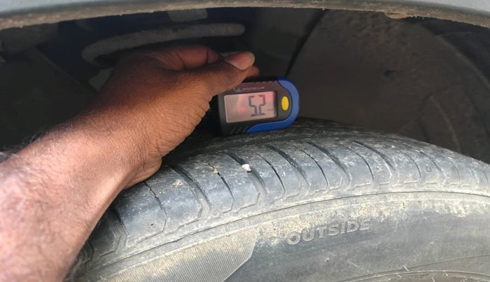 2020 Hyundai VENUE SX 1.0 TURBO, Petrol, Manual, 19,920 km, tyre