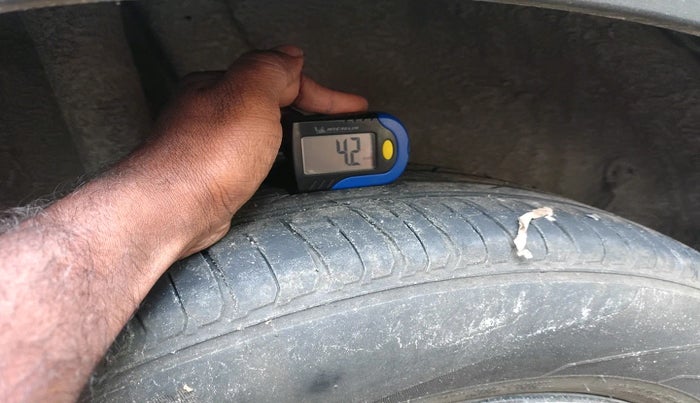 2020 Hyundai VENUE SX 1.0 TURBO, Petrol, Manual, 19,920 km, tyre