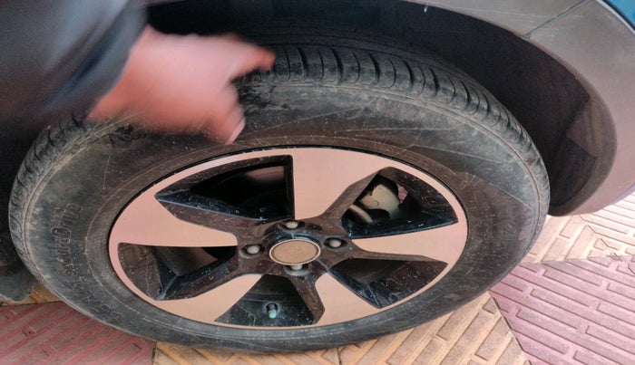 2019 Tata NEXON XZA PLUS PETROL, Petrol, Automatic, 61,807 km, tyre