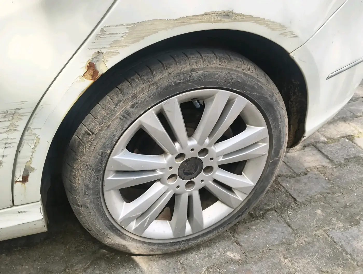 2013 Mercedes Benz B Class B 180 SPORTS PETROL, Petrol, Automatic, 61,240 km, tyre