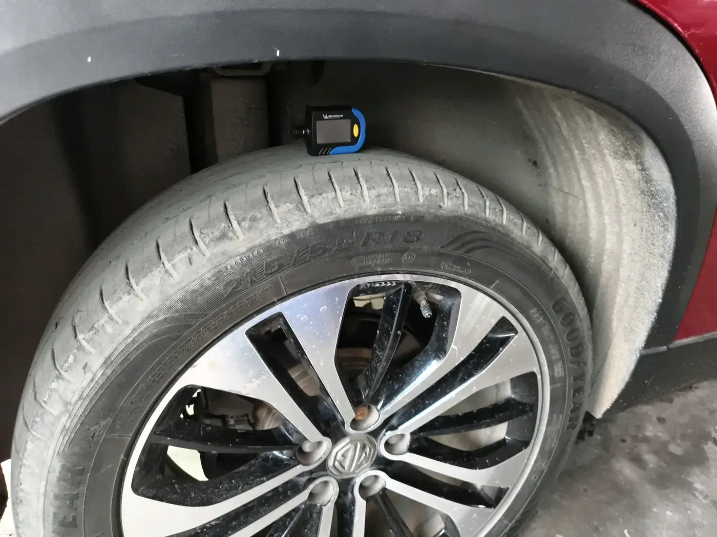 2021 MG HECTOR PLUS SHARP 1.5 PETROL TURBO HYBRID MT 6-STR, Petrol, Manual, 32,608 km, tyre