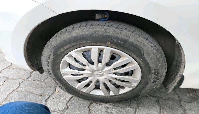 2022 Maruti Dzire VXI CNG, Petrol, Manual, 58,916 km, tyre