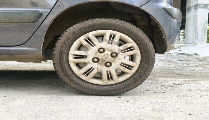 2014 Hyundai Santro Xing GLS, Petrol, Manual, 1,49,447 km, tyre