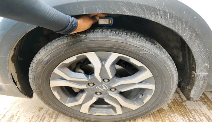 2019 Honda WR-V 1.5L I-DTEC VX MT, Diesel, Manual, 1,01,105 km, tyre