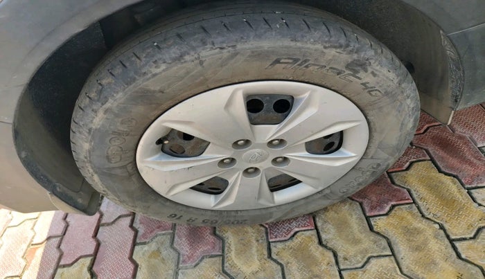 2016 Hyundai Creta S 1.4 DIESEL, Diesel, Manual, 1,05,235 km, tyre
